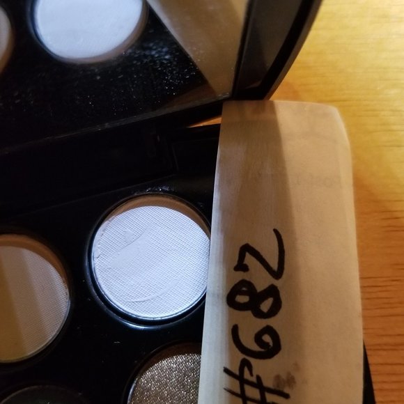 #683Z New Lancome Color Design 4 Eyeshadow palette - Picture 6 of 6